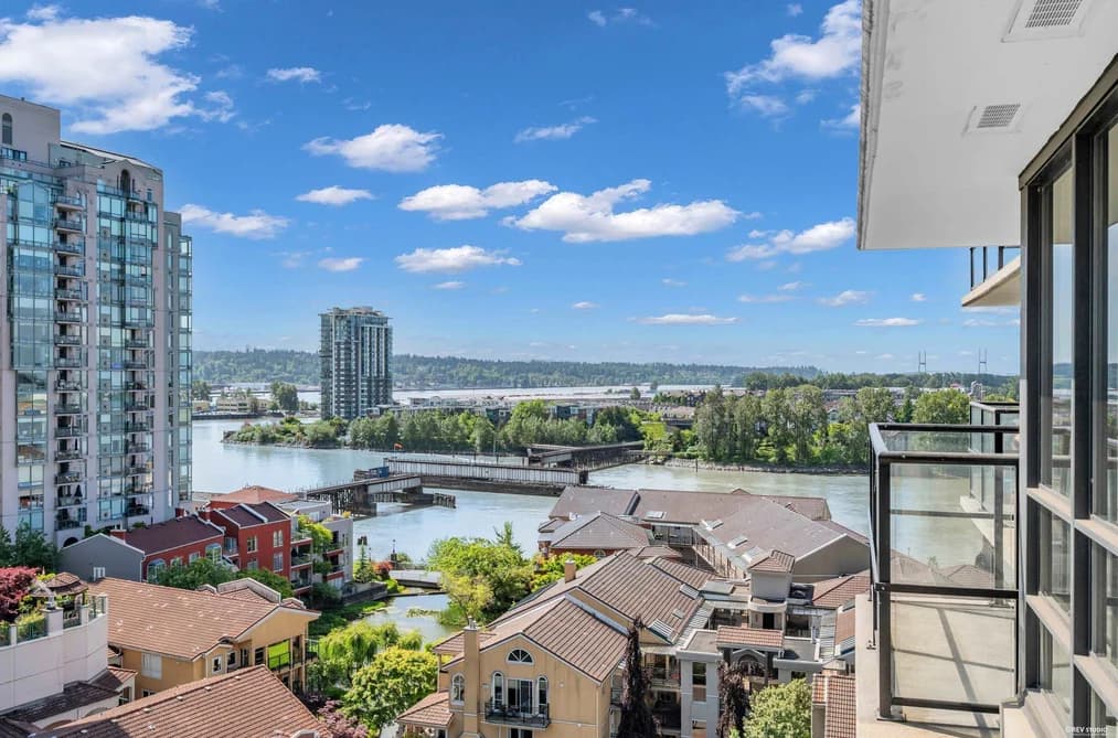 1201 1 RENAISSANCE SQUARE, New Westminster, BC — Residential for Sale - Photo 2