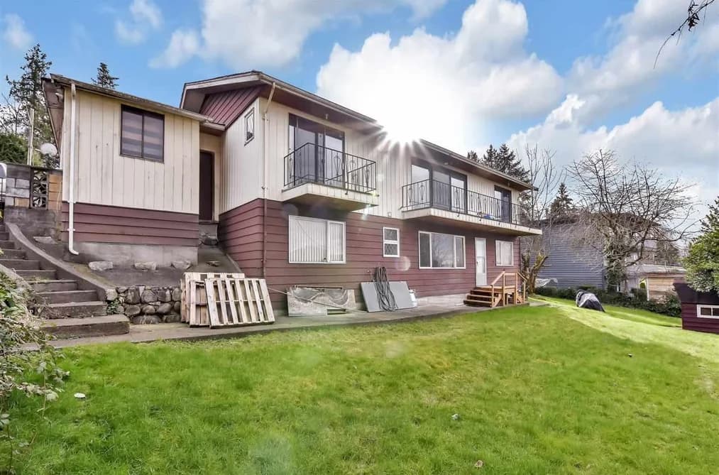 12031 101 AVENUE, Surrey, BC — Residential for Sale - Photo 2
