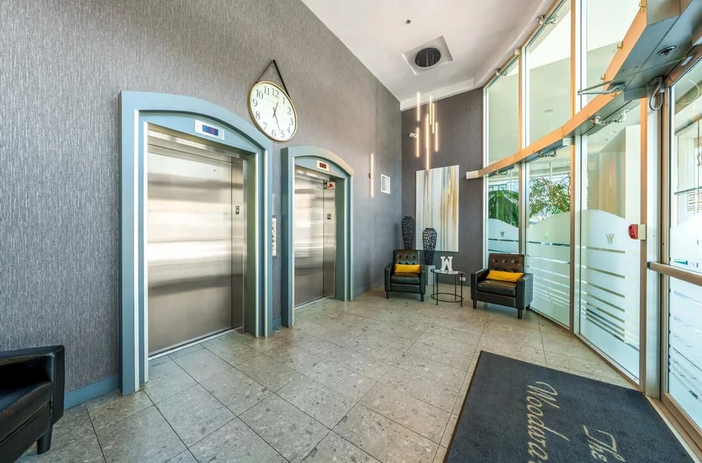 1206 612 SIXTH STREET, New Westminster, BC — Residential for Sale - Photo 2