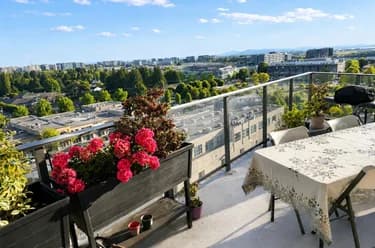 Condo for sale at 1207 3699 Sexsmith Road Richmond British Columbia - MLS: R3132416
