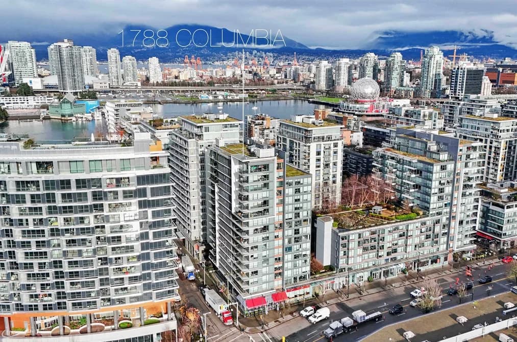 1208 1788 COLUMBIA STREET, Vancouver, BC — Residential for Sale - Photo 2