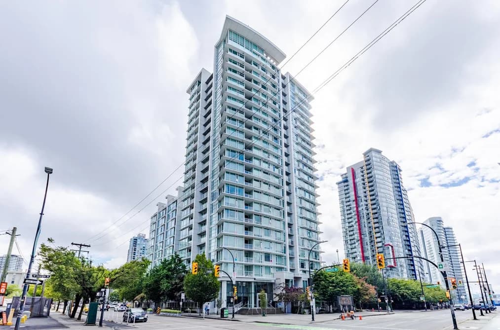 1209 161 W GEORGIA STREET, Vancouver, BC — Residential for Sale - Main Photo