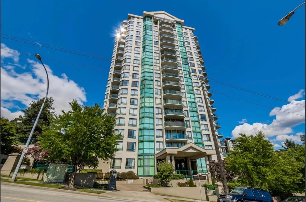 121 10TH STREET, New Westminster BC V3M 3X7 - Photo 1
