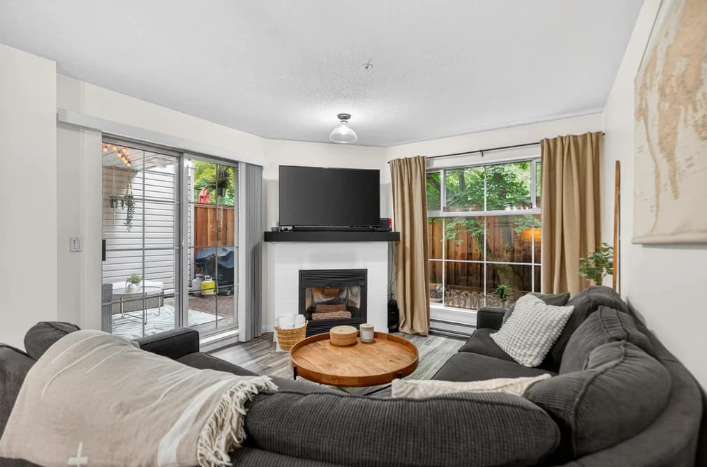 121 2678 DIXON STREET, Port Coquitlam, BC — Residential for Sale - Main Photo