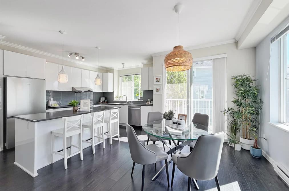 121 5550 ADMIRAL WAY, Ladner, BC — Residential for Sale - Main Photo