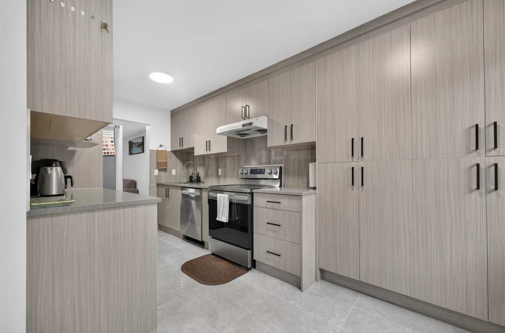 121 9467 PRINCE CHARLES BOULEVARD, Surrey, BC — Residential for Sale - Main Photo