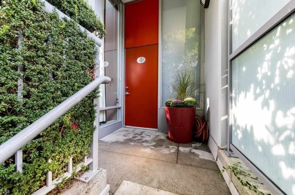 121 W GEORGIA STREET, Vancouver, BC — Residential for Sale - Main Photo