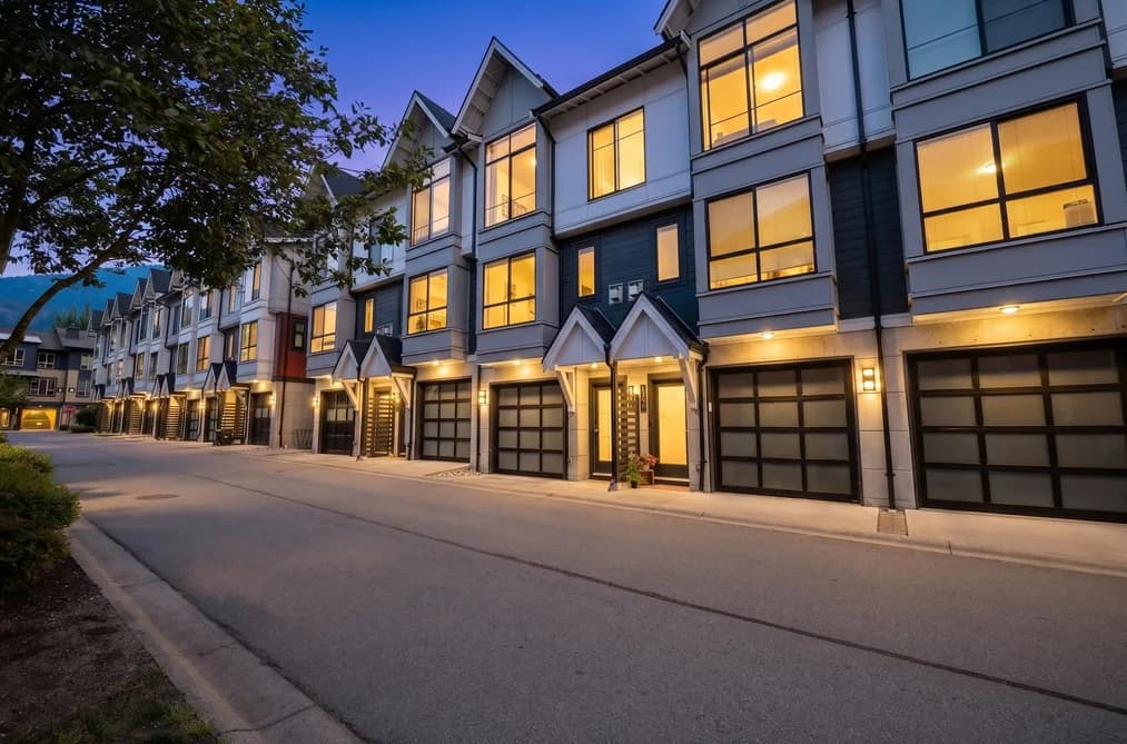 1210 GRANITE DRIVE, Squamish, BC — Residential for Sale - Main Photo