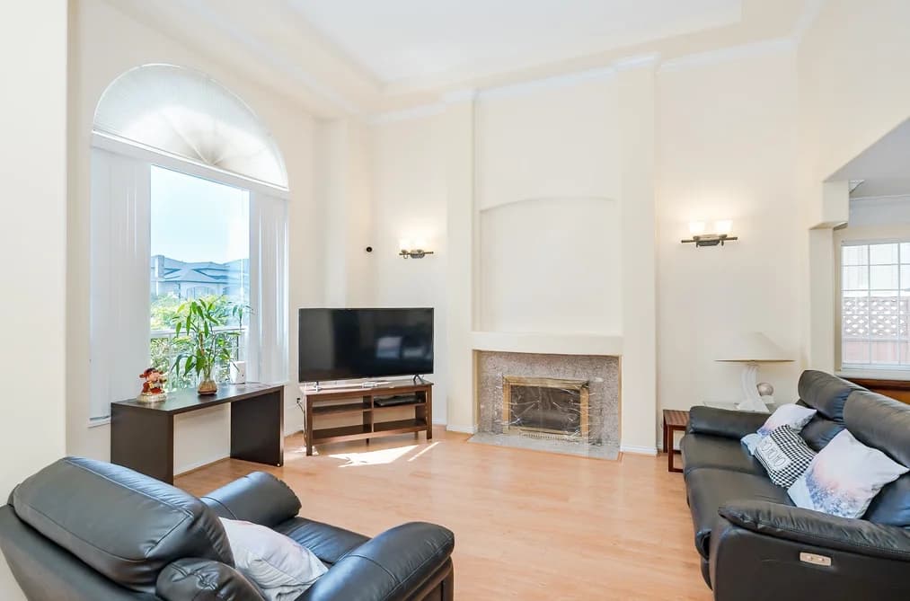 12100 CAMERON DRIVE, Richmond, BC — Residential for Sale - Photo 2