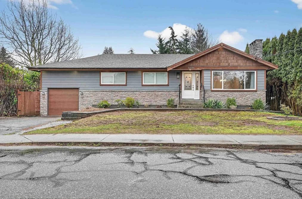 12106 214 STREET, Maple Ridge, BC — Residential for Sale - Photo 2