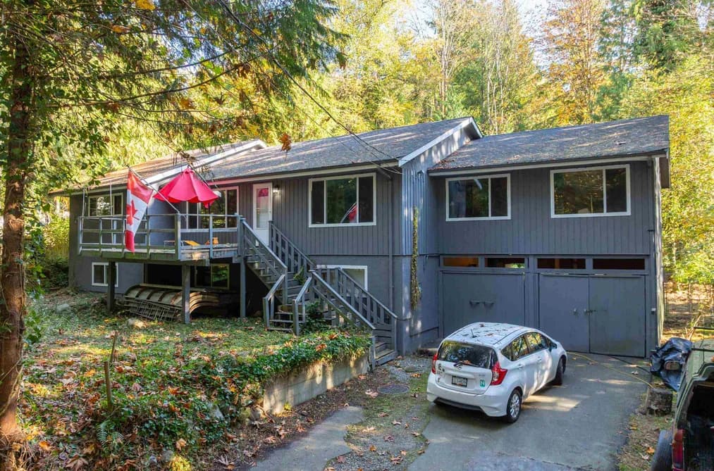 12114 ROTHSAY STREET, Maple Ridge, BC — Residential for Sale - Photo 2