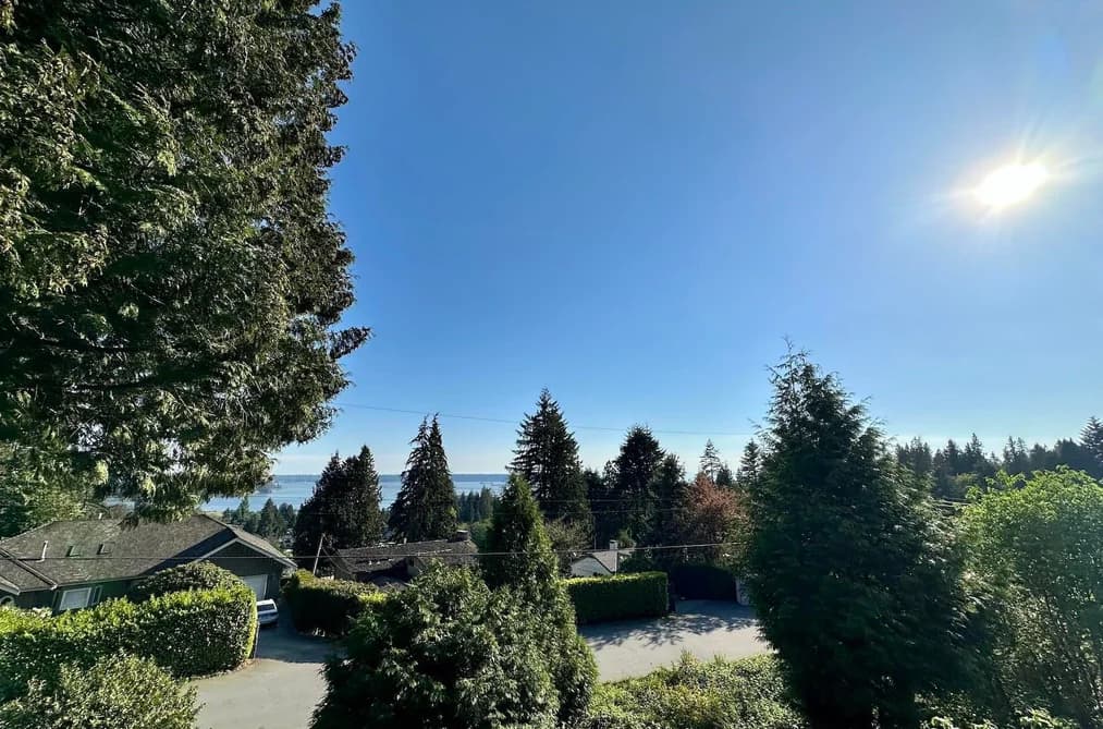 1215 NEPAL CRESCENT, West Vancouver, BC — Residential for Sale - Main Photo