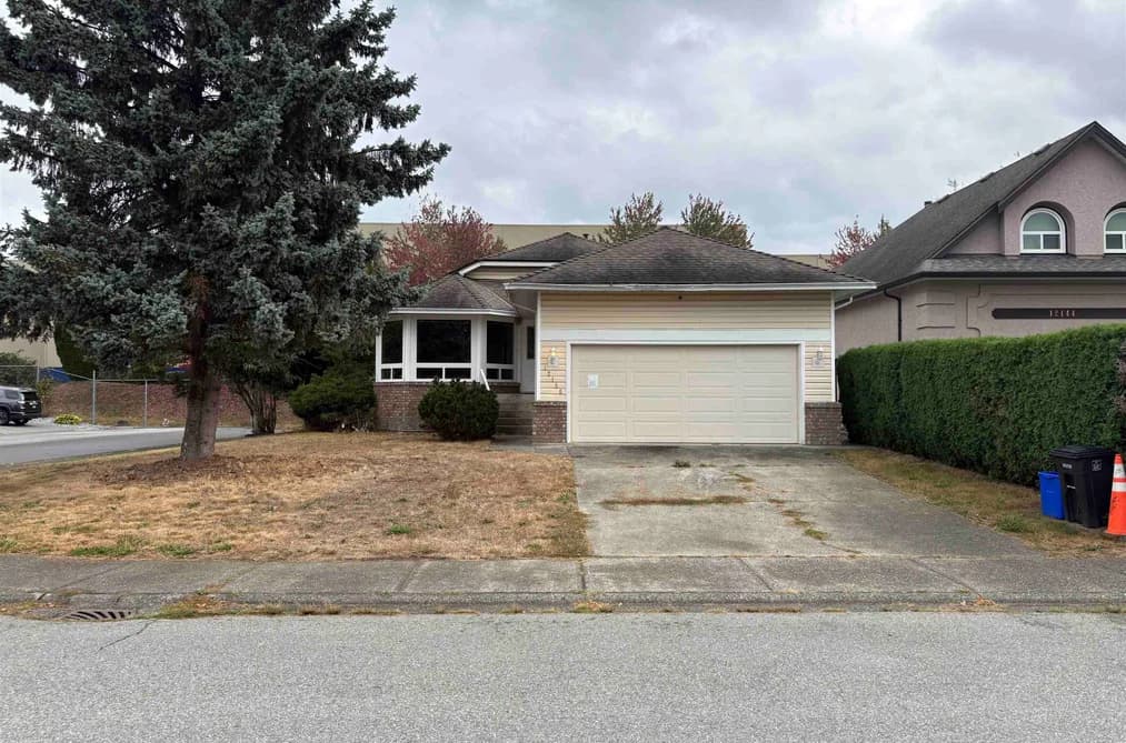 12150 CHESTNUT CRESCENT, Pitt Meadows, BC — Residential for Sale - Photo 2