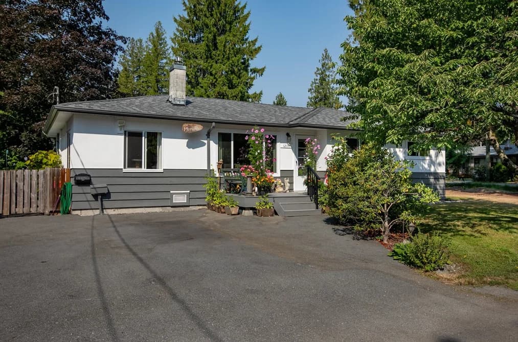 12157 250 STREET, Maple Ridge, BC — Residential for Sale - Photo 2