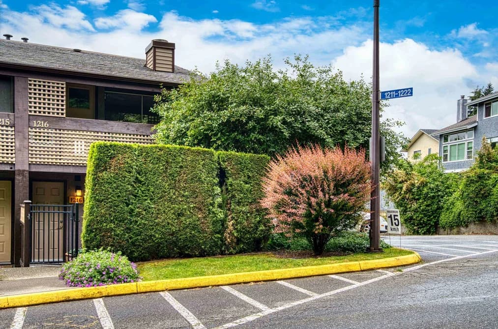 1216 34909 OLD YALE ROAD, Abbotsford, BC — Residential for Sale - Photo 2