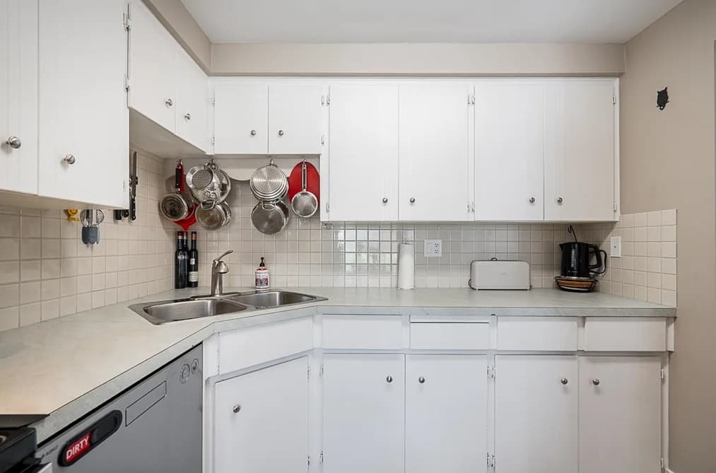 12169 222 STREET, Maple Ridge, BC — Residential for Sale - Photo 2