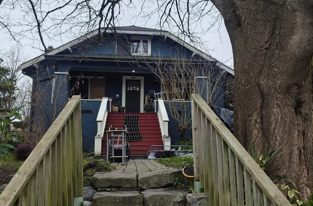 1217 SIXTH AVENUE, New Westminster, BC — Residential for Sale - Main Photo