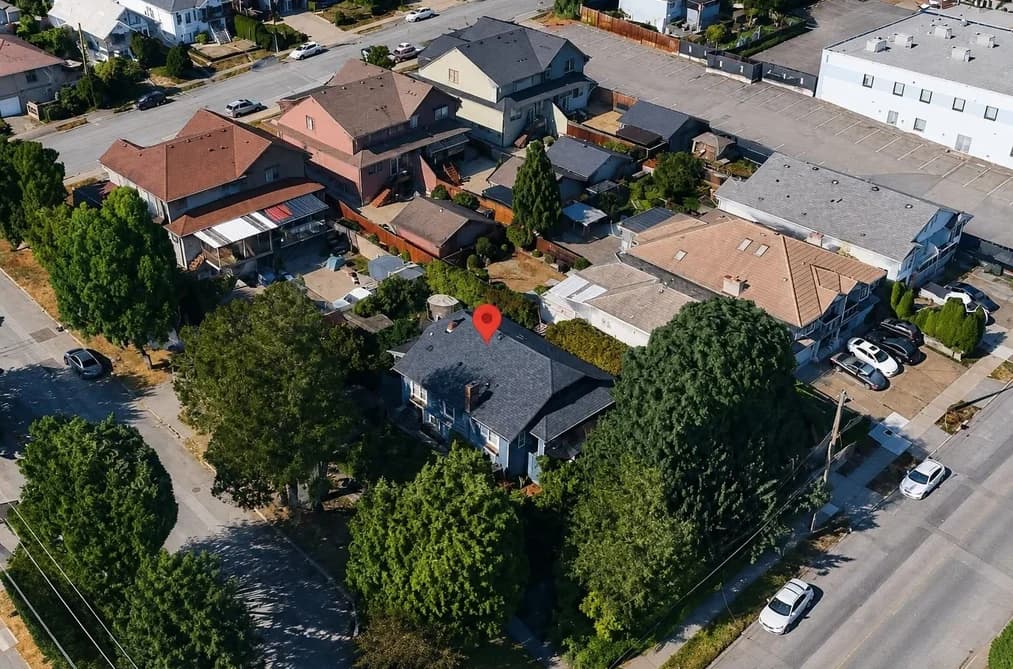 1217 SIXTH AVENUE, New Westminster, BC — Residential for Sale - Photo 2