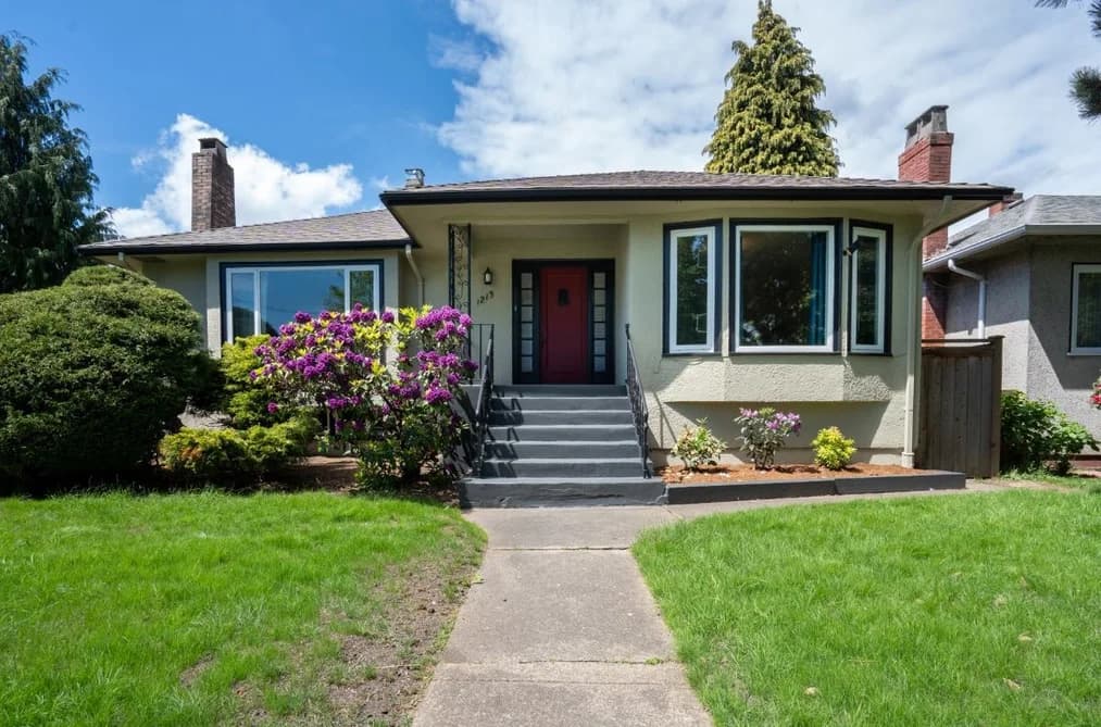 1219 LONDON STREET, New Westminster, BC — Residential for Sale - Main Photo