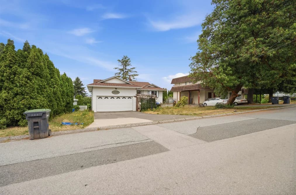 12191 101A AVENUE, Surrey, BC — Residential for Sale - Photo 2