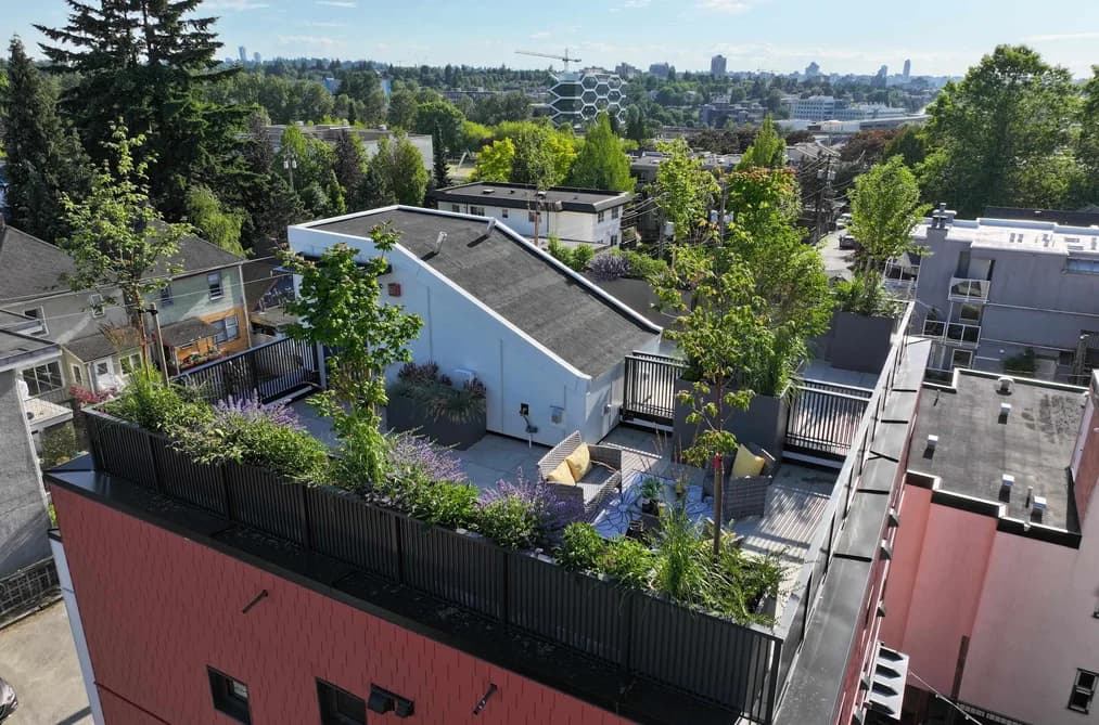 122 1552 E 3RD AVENUE, Vancouver, BC — Residential for Sale - Photo 2