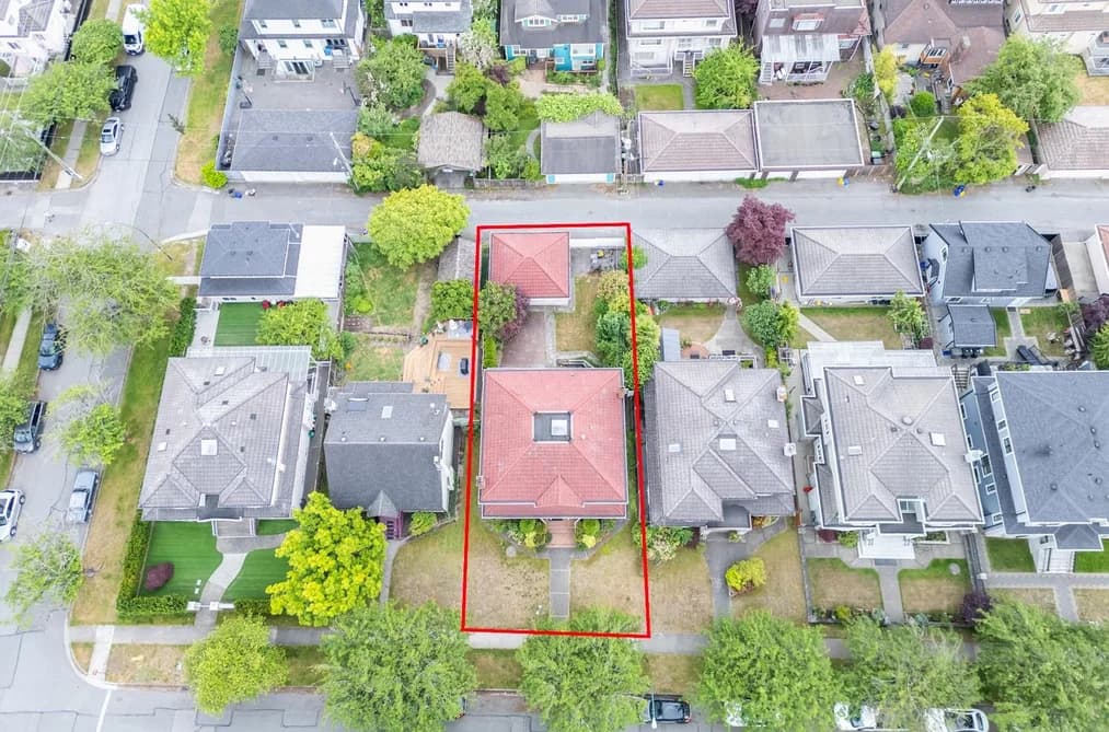 122 W 43RD AVENUE, Vancouver, BC — Residential for Sale - Photo 2
