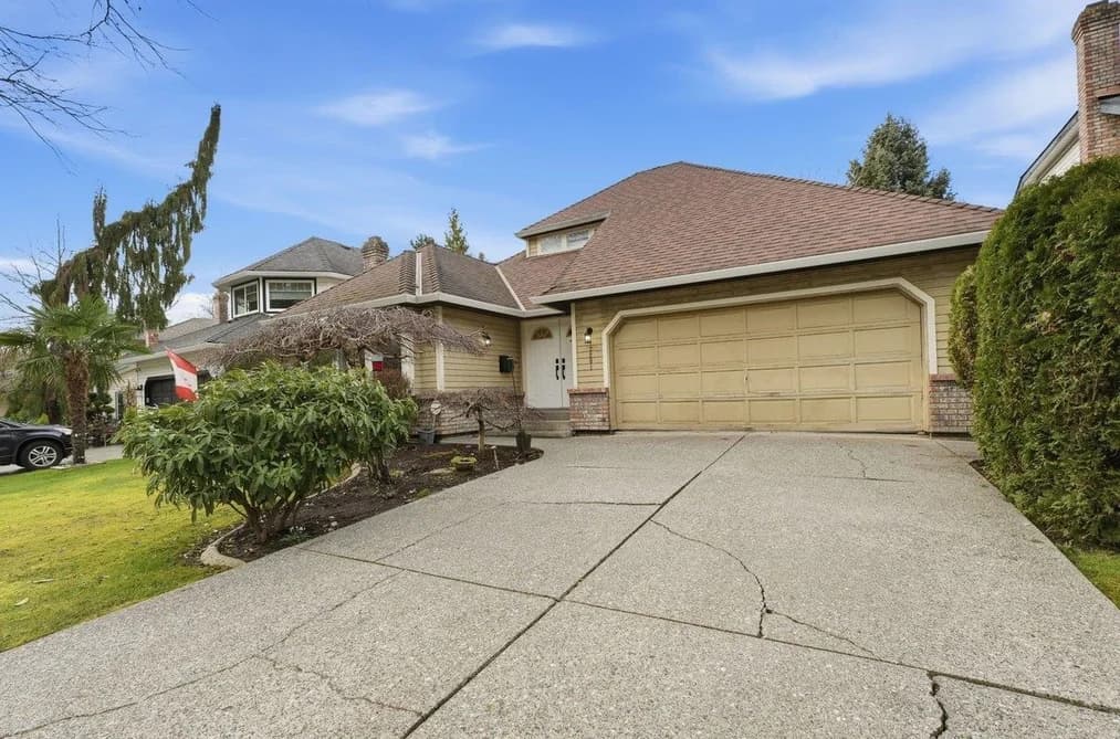 12201 NORTHPARK CRESCENT, Surrey, BC — Residential for Sale - Photo 2