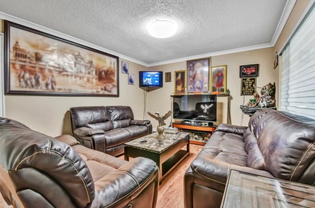 12215 85A AVENUE, Surrey, BC — Residential for Sale - Photo 2