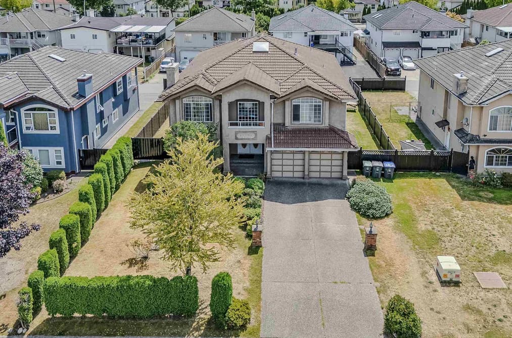 12256 64A AVENUE, Surrey, BC — Residential for Sale - Photo 2