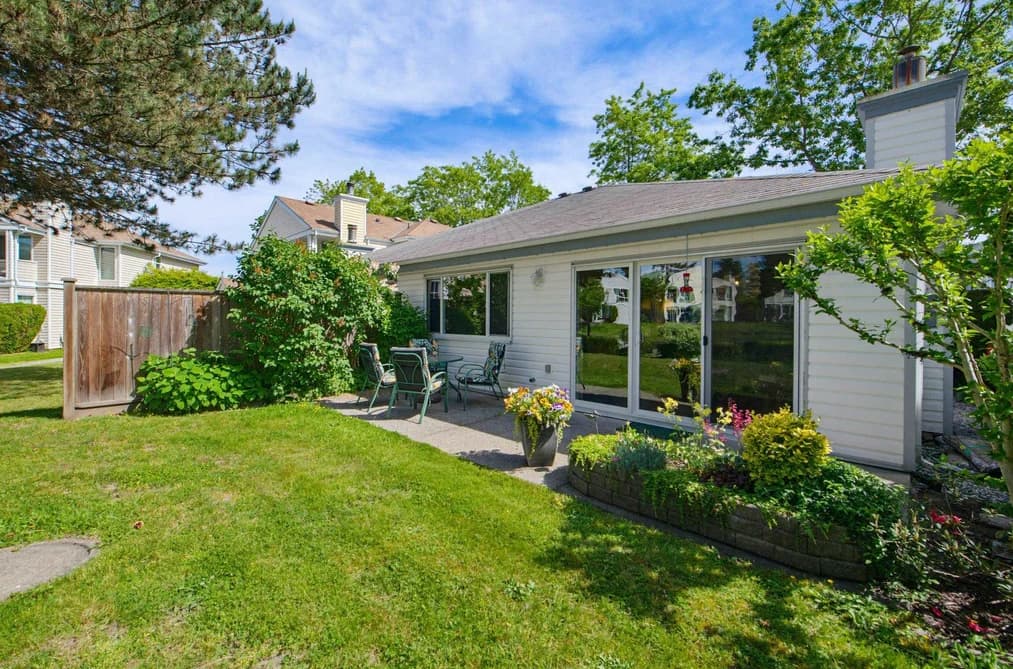 12263 92 AVENUE, Surrey, BC — Residential for Sale - Photo 2