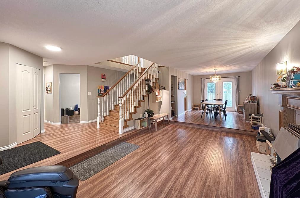 12271 234 STREET, Maple Ridge, BC — Residential for Sale - Photo 2