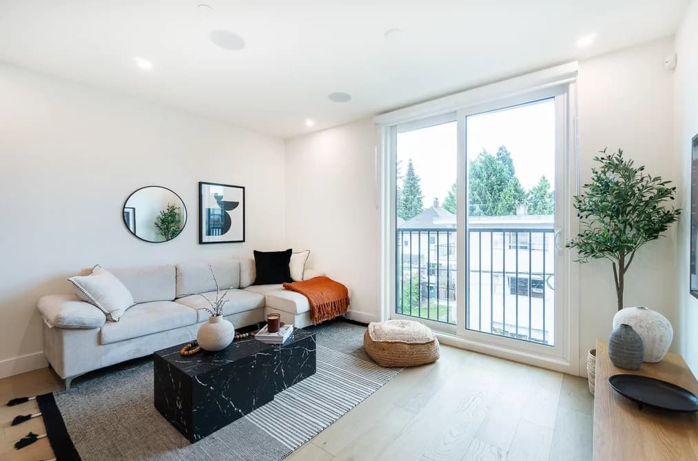 123 1552 E 3RD AVENUE, Vancouver, BC — Residential for Sale - Photo 2