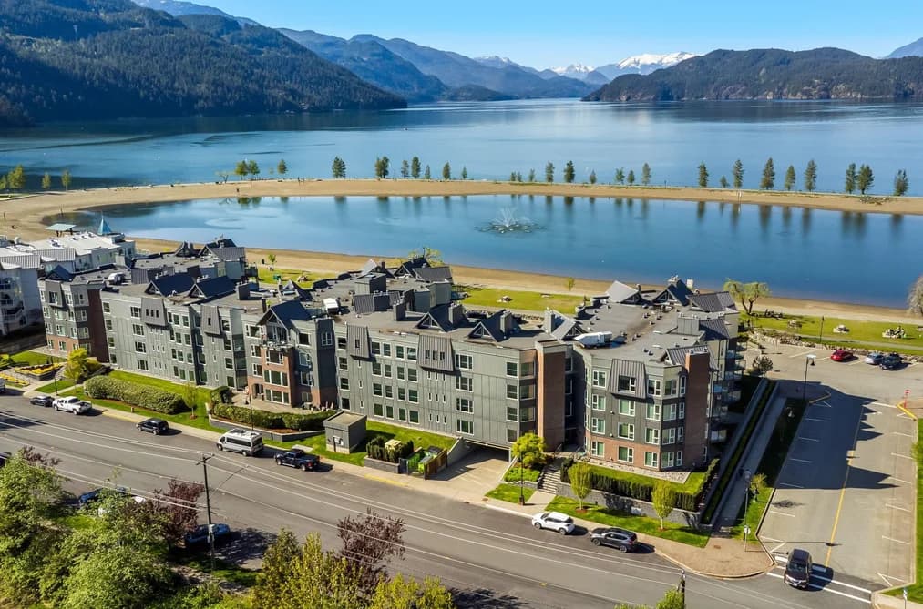 123 378 ESPLANADE AVENUE, Harrison Hot Springs, BC — Residential for Sale - Main Photo