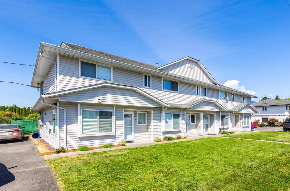1,2,3,4 9145 CHARLES STREET, Chilliwack, BC — Residential Income for Sale - Photo 2