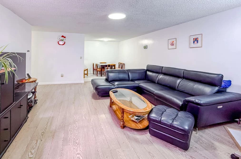 124 9101 HORNE STREET, Burnaby, BC — Residential for Sale - Photo 2