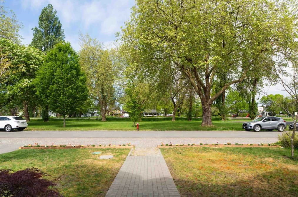 1240 LANCASTER CRESCENT, Richmond, BC — Residential for Sale - Photo 2