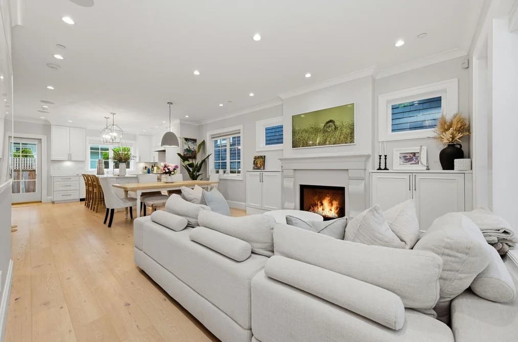 1242 E 23RD AVENUE, Vancouver, BC — Residential for Sale - Photo 2