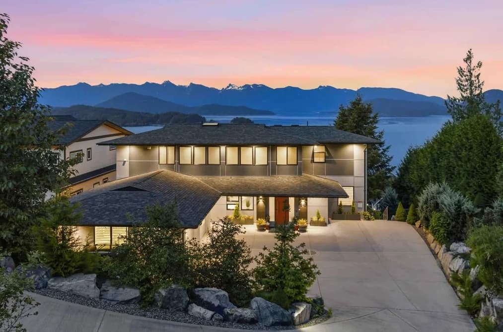1242 ST ANDREWS ROAD, Gibsons, BC — Residential for Sale - Main Photo