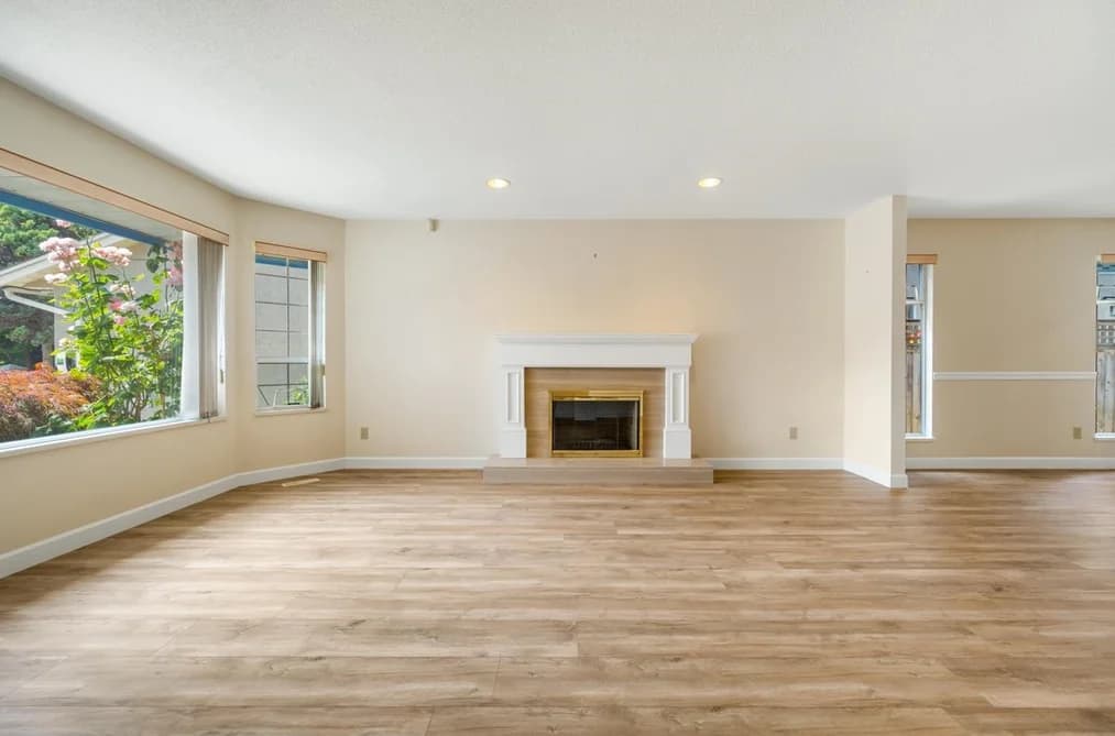 12420 PHOENIX DRIVE, Richmond, BC — Residential for Sale - Photo 2