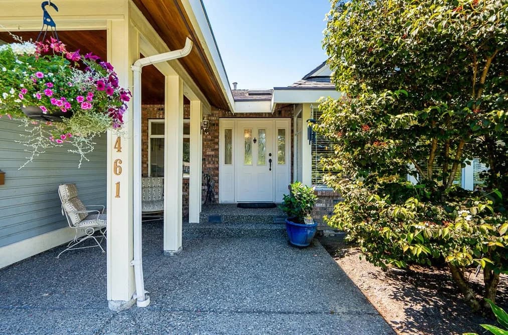 12461 205 STREET, Maple Ridge, BC — Residential for Sale - Photo 2