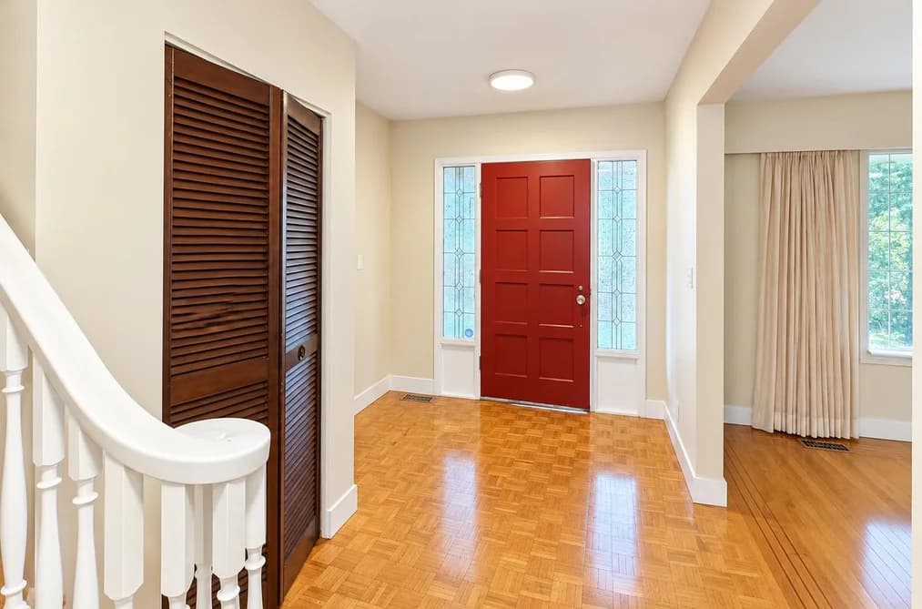 12501 53 AVENUE, Surrey, BC — Residential for Sale - Photo 2