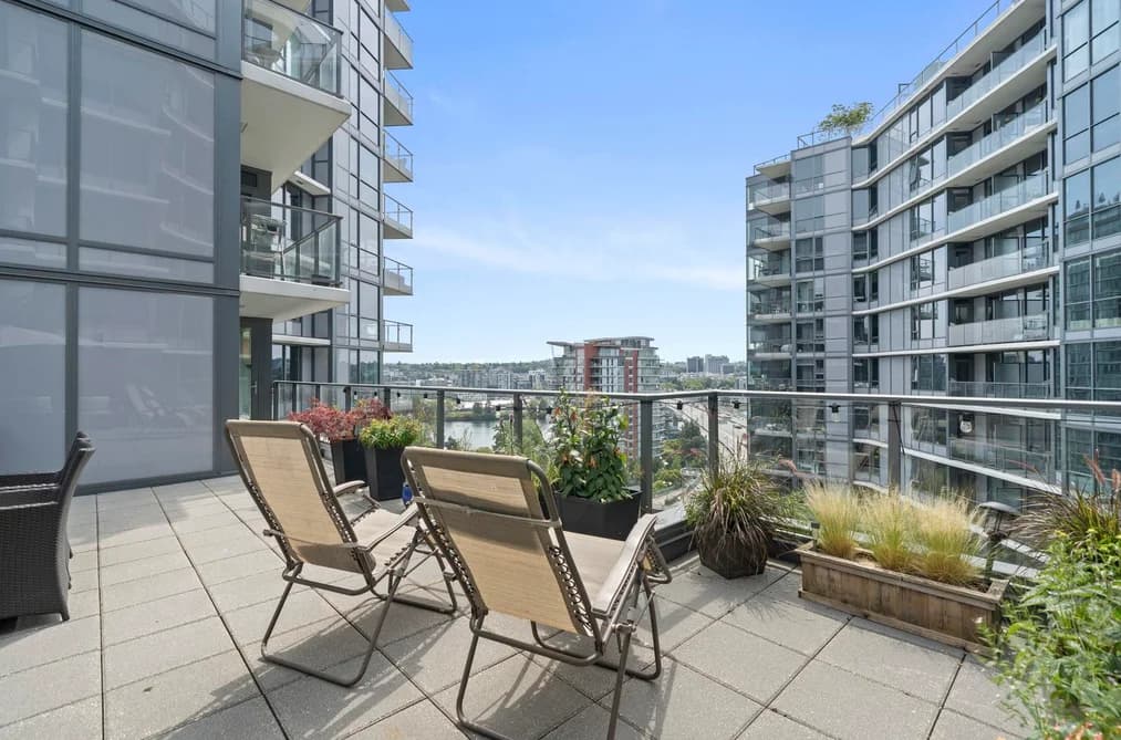 1251 38 SMITHE STREET, Vancouver, BC — Residential for Sale - Main Photo