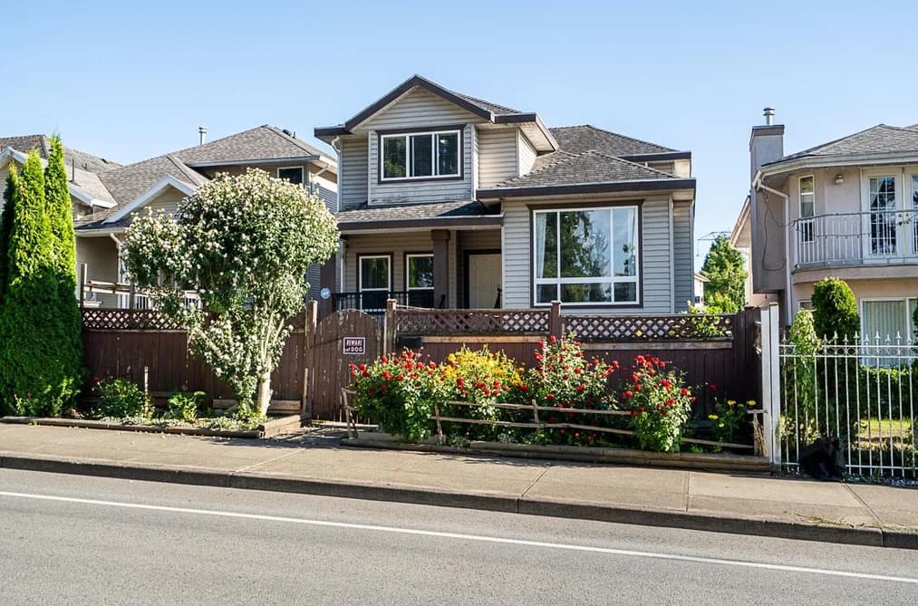 12538 64TH AVENUE, Surrey, BC — Residential for Sale - Photo 2