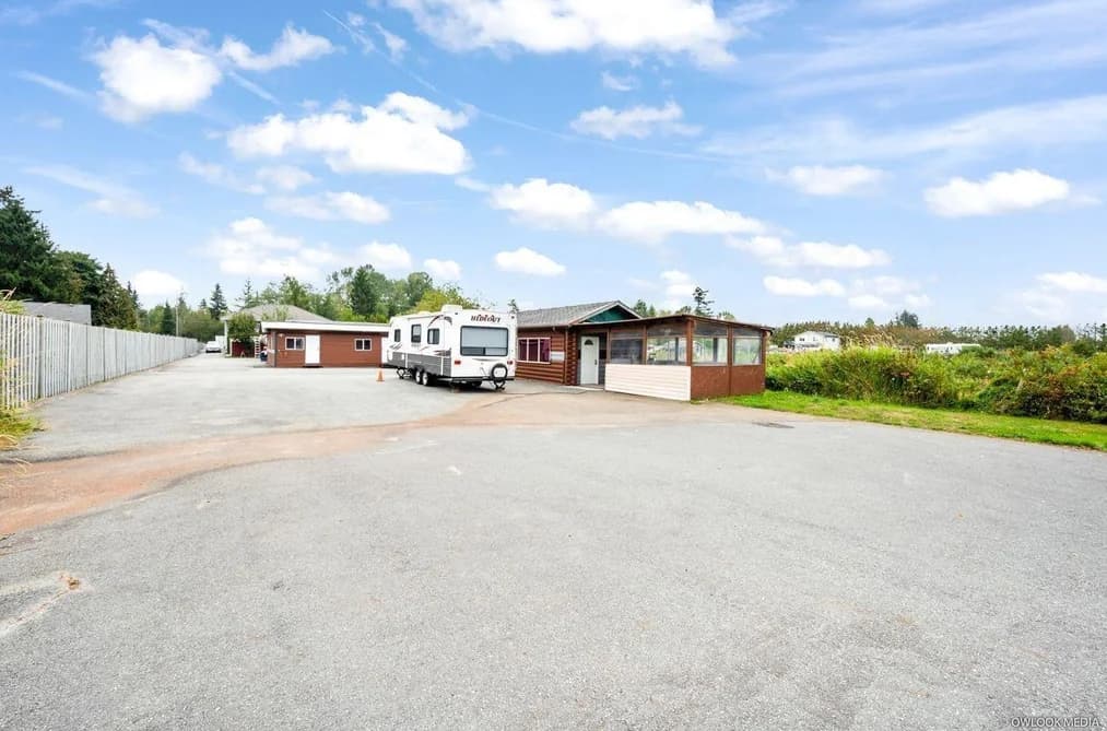 12540 WESTMINSTER HIGHWAY, Richmond, BC — Residential for Sale - Photo 2