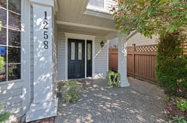House for sale at 1258 Benneck Way Port Coquitlam British Columbia - MLS: R3138652