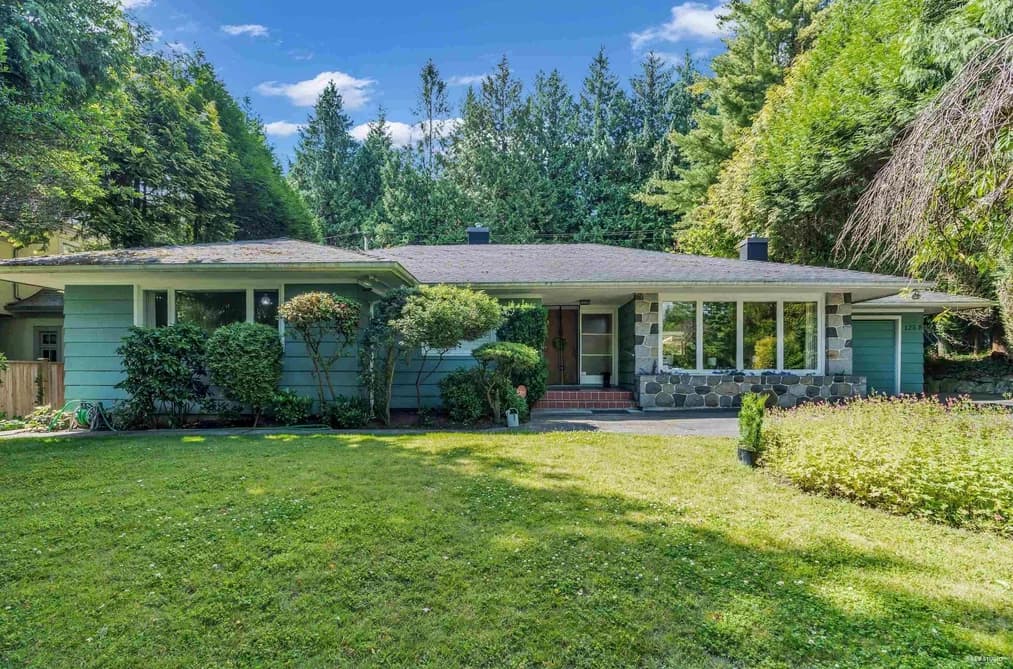 1258 W 33RD AVENUE, Vancouver, BC — Residential for Sale - Main Photo