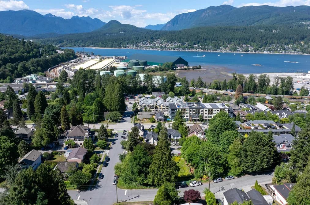 126 ELGIN STREET, Port Moody, BC — Land for Sale - Photo 2