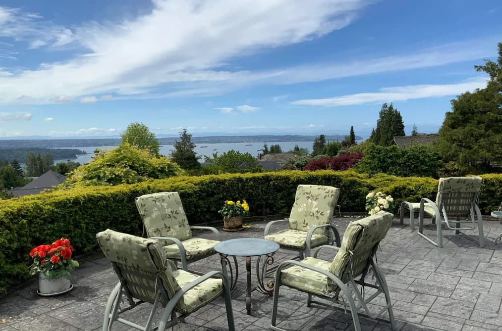 1263 CHARTWELL PLACE, West Vancouver, BC — Residential for Sale - Photo 2