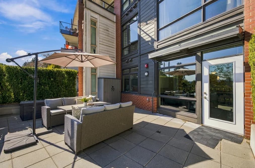 127 22 E ROYAL AVENUE, New Westminster, BC — Residential for Sale - Main Photo