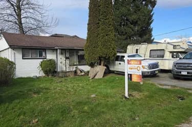 House for sale at 12713 113b Avenue Surrey British Columbia - MLS: R3103993